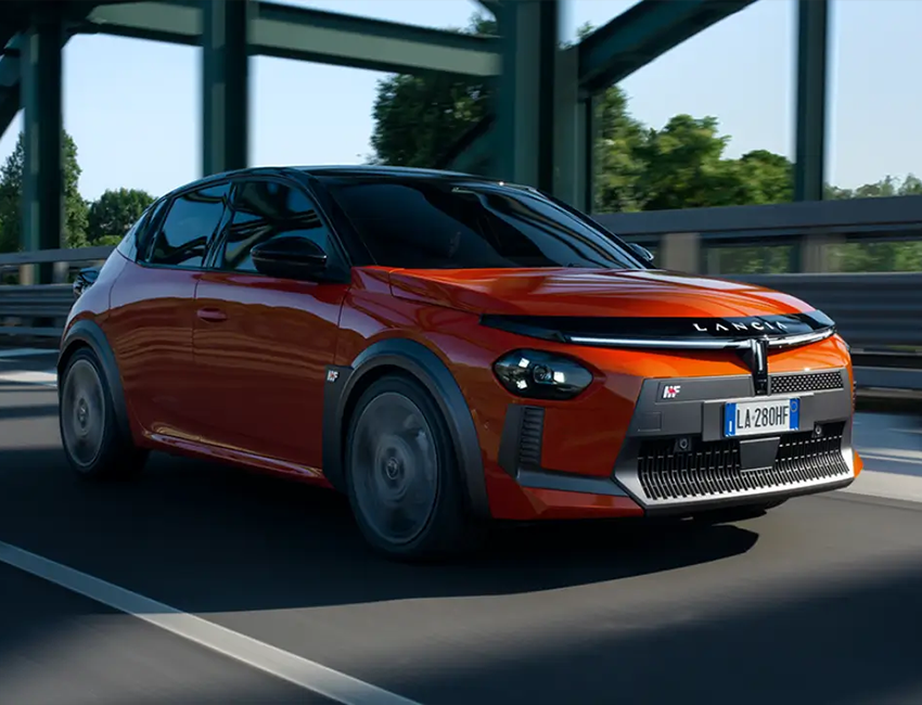 Amplitude-Auto-Lancia-Ypsilon-HF