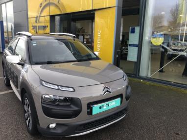 Voir le détail de l'offre de cette CITROEN C4 Cactus PureTech 110 Rip Curl S&S de 2017 en vente à partir de 156.91 €  / mois