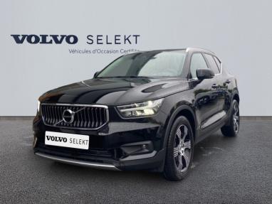 Voir le détail de l'offre de cette VOLVO XC40 T2 129ch Inscription de 2021 en vente à partir de 411.4 €  / mois