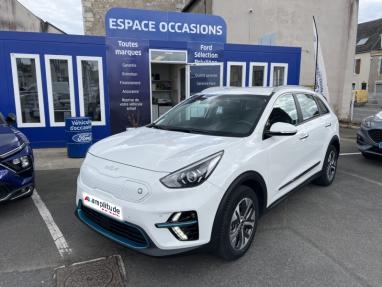 Voir le détail de l'offre de cette KIA e-Niro Active 204ch de 2022 en vente à partir de 334.38 €  / mois