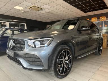 Voir le détail de l'offre de cette MERCEDES-BENZ GLC 300 de 194+122ch AMG Line 4Matic 9G-Tronic de 2021 en vente à partir de 48 999 € 