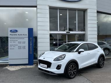 Voir le détail de l'offre de cette FORD Puma 1.0 EcoBoost 125ch mHEV Titanium 6cv de 2021 en vente à partir de 243.18 €  / mois