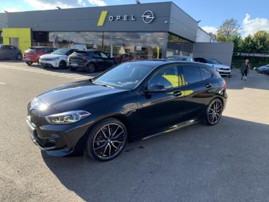 Voir le détail de l'offre de cette BMW Série 1 118iA 136ch M Sport DKG7 de 2023 en vente à partir de 474.22 €  / mois