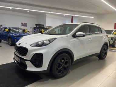 Voir le détail de l'offre de cette KIA Sportage 1.6 CRDi 136ch MHEV Black Edition 4x2 DCT7 de 2021 en vente à partir de 21 499 € 