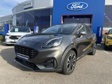 Voir le détail de l'offre de cette FORD Puma 1.0 EcoBoost 125ch S&S mHEV ST-Line Powershift de 2023 en vente à partir de 243.07 €  / mois