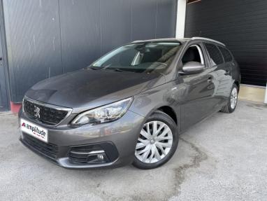Voir le détail de l'offre de cette PEUGEOT 308 SW 1.5 BlueHDi 100ch E6.c S&S Style de 2019 en vente à partir de 12 499 €
