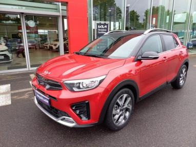 Voir le détail de l'offre de cette KIA Stonic 1.0 T-GDi 120ch MHEV GT Line iBVM6 de 2022 en vente à partir de 196.41 €  / mois
