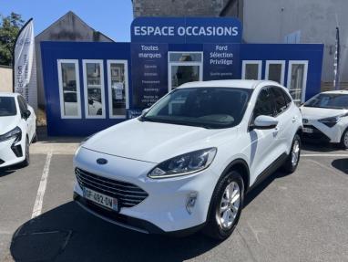 Voir le détail de l'offre de cette FORD Kuga 2.5 Duratec 190ch FHEV E85 Titanium BVA de 2022 en vente à partir de 239.6 €  / mois