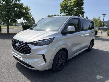 Voir le détail de l'offre de cette FORD Tourneo Custom 320 L1H1 2.0 EcoBlue 170ch Titanium BVA8 de 2025 en vente à partir de 53 999 € 