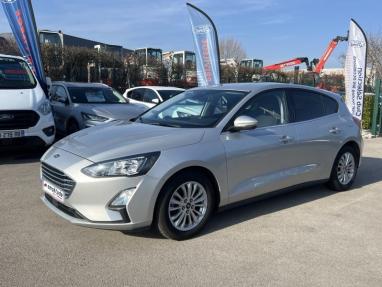 Voir le détail de l'offre de cette FORD Focus 1.0 Flexifuel 125ch mHEV Titanium X Business de 2021 en vente à partir de 13 999 € 
