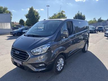 Voir le détail de l'offre de cette FORD Transit Custom Fg 280 L1H1 2.0 EcoBlue 130 Limited 7cv de 2020 en vente à partir de 345.49 €  / mois