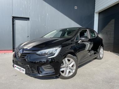 Voir le détail de l'offre de cette RENAULT Clio 1.6 E-Tech hybride 145ch Engineered de 2021 en vente à partir de 17 999 €