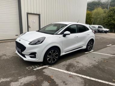 Voir le détail de l'offre de cette FORD Puma 1.0 EcoBoost 125ch S&S mHEV ST-Line Powershift de 2023 en vente à partir de 226.41 €  / mois