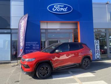 Voir le détail de l'offre de cette JEEP Compass 1.3 GSE T4 150ch 80th Anniversary 4x2 BVR6 de 2022 en vente à partir de 247.77 €  / mois